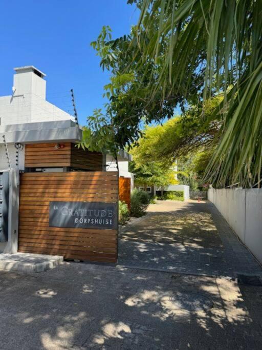 Luxury Townhouse In Stellenbosch Central Extérieur photo